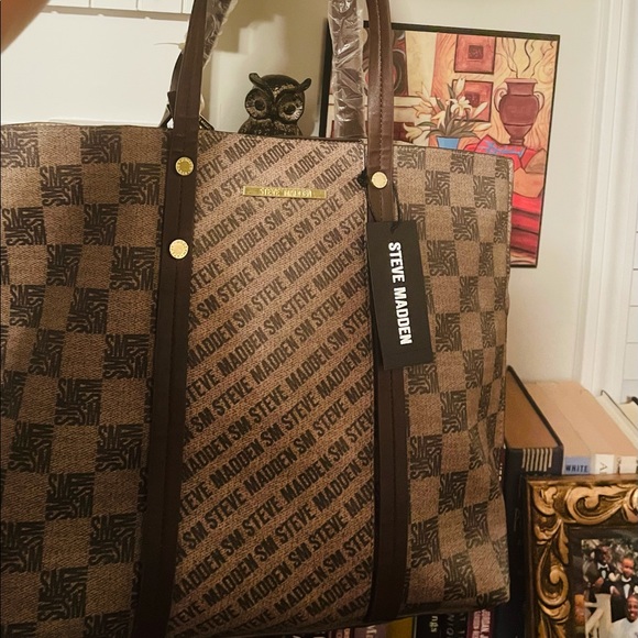 2 STEVE MADDEN BAGS EUC - Picture 6 of 9